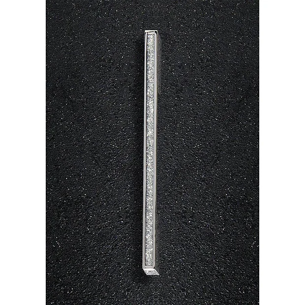1 X Hudson Reed Sparkle Chrome Furniture Handle (200 X 25mm) 3 1 X Hudson Reed Sparkle Chrome Furniture Handle (200 X 25mm)