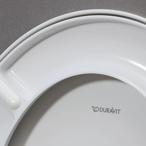Duravit No.1 BTW Rimless Close Coupled Toilet (6/3 L Flush) + Seat 8 Duravit No.1 BTW Rimless Close Coupled Toilet (6/3 L Flush) + Seat - Image 6