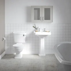 Oxford Close Coupled Traditional Toilet WC With Toilet Seat -Modern Bathroom Shop oxp01 d3