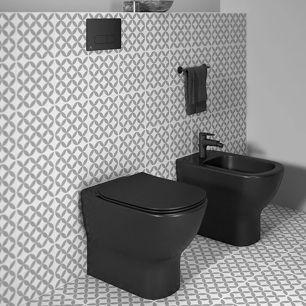 Ideal Standard Tesi Silk Black AquaBlade Back To Wall WC + Soft Close Seat 3 Ideal Standard Tesi Silk Black AquaBlade Back To Wall WC + Soft Close Seat